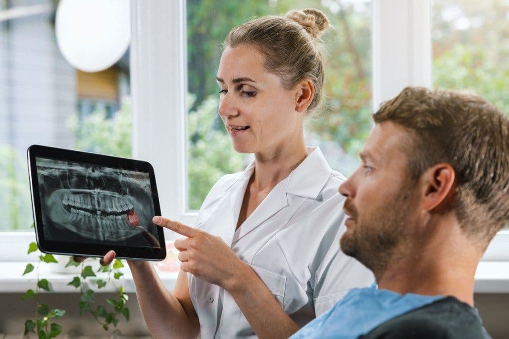 What to Expect After a Tooth Extraction